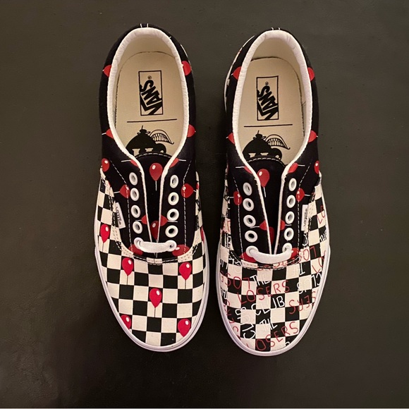 Vans house of terror era “it” pennywise shoes - Picture 2 of 7